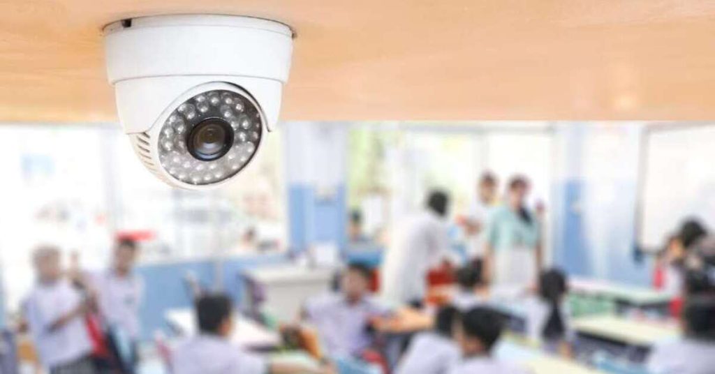 Kryeministri prezanton projektin Smart City për rritjen e sigurisë së fëmijëve në shkolla